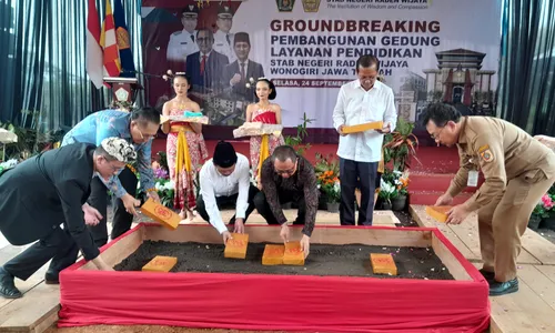 Groundbreaking Gedung Baru STABN Raden Wijaya Wonogiri Dihadiri Stafsus Presiden