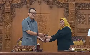 Agus Riyanto Gantikan Hamenang Jadi Ketua Sementara DPRD Klaten