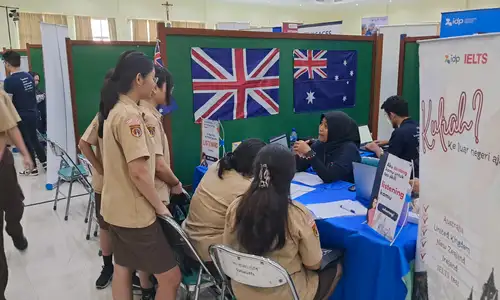 Gelar Edufair 2024, SMA Regina Pacis Solo Kenalkan Siswa ke 61 Universitas