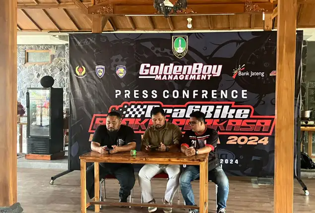 Balap Motor Golden Boy Dragbike Rookie Perkasa di  Solo Berhadiah Rp111 Juta