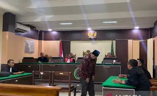 Hina Pj Bupati dan Mantan Wabup Sampang, Seorang Pria Divonis 9 Bulan Penjara