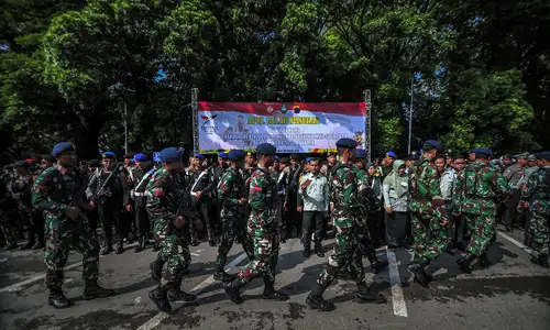 Apel Gelar Pasukan TNI-Polri Kesiapan Pengamanan Peparnas XVII di Solo