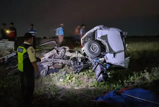 KA Gajayana Tabrak Pikap Angkut Bawang di Nganjuk, 4 Kereta Alami Keterlambatan