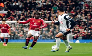 Liga Inggris: Main 10 Pemain, MU Dipecundangi Tottenham 0-3 di Kandang