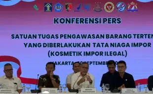 Waduh, Ada Impor Kosmetik Ilegal Senilai Rp11,4 Miliar!