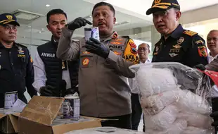 Polda Jateng dan Bea Cukai Gagalkan Pengiriman 12 Kg Sabu Asal Malaysia