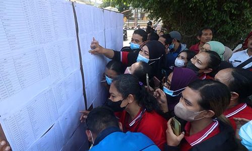 Ribuan Buruh Rokok di Kediri Terima BLT DBHCHT