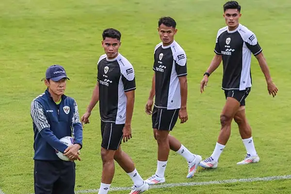 Babak I Piala AFF: Ferrari Dikartu Merah, Indonesia Ditahan Imbang Filipina 1-1