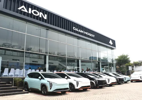 Dukung Elektrifikasi di Indonesia, AION Rayakan Grand Opening 10 Diler Baru dan Handover AION Y Plus