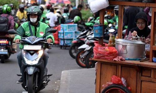 Pengaturan Tarif dan Legalisasi Status Ojol Justru Kurangi Fleksibilitas