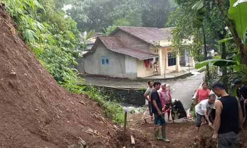 Hujan Deras Minggu Malam, Sejumlah Desa di Banyumas Alami Banjir dan Longsor