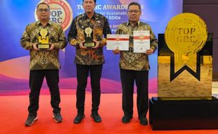 Bank Daerah Karanganyar Boyong Penghargaan Top GRC Award 2024