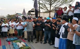 Nelayan Tambaklorok Doa Bersama untuk Ahmad Luthfi-Gus Yasin di Pilgub Jateng 2024