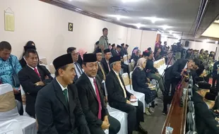 Momen Keakraban Hendi & Taj Yasin di Pelantikan Anggota DPRD Jateng 2024-2029