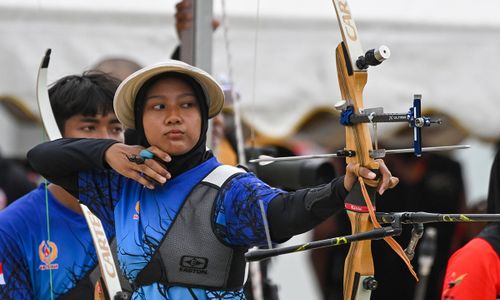 Atlet Panahan Jateng Vetara Nabil Sumbang Emas di Nomor Nasional Putri PON XXI