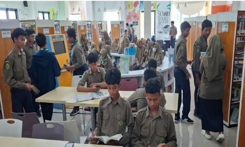 Festival Literasi Dongkrak Jumlah Pengunjung Perpustakaan Karanganyar