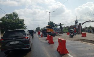 Masih Persiapan, Contraflow di Jl Jogja-Solo Jogonalan Klaten Belum Diterapkan