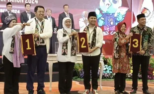 Pengundian Nomor Urut Pilgub Jatim: Luluk-Lukman 1, Khofifah-Emil 2, Risma-Gus Hans 3