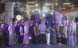 Karya 40 Peserta PKW Platinum LKP Ismia Curi Perhatian Pengunjung The Park Mall