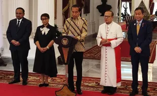 Hari Ini Paus Fransiskus Tiba di Indonesia, Presiden Sampaikan Selamat Datang