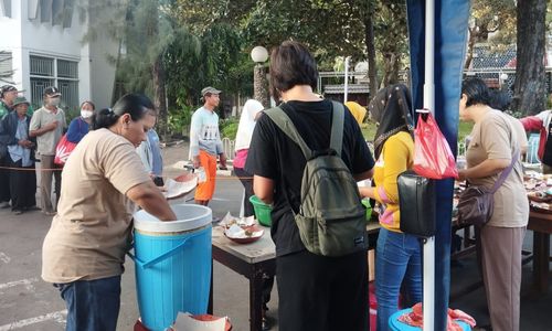 Indahnya Toleransi, Kedai Kasih Katedral di Semarang Bagikan Sarapan Gratis Setiap Sabtu Pagi