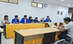 Geruduk Kejaksaan Ngawi, Mahasiswa Minta Korupsi Dana Hibah Disdikbud Diusut Tuntas