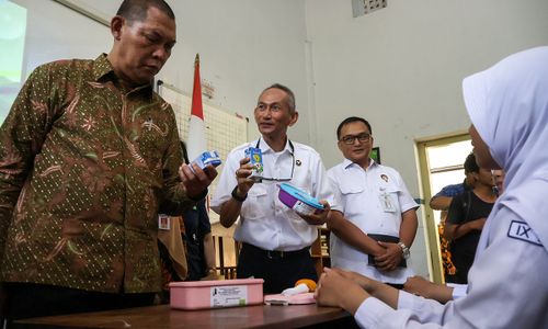 Teguh Prakosa dan Wantannas Tinjau Simulasi Makan Bergizi Gratis di SMPN 1 Solo