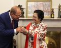 Megawati Ajak Ilmuwan Rusia-Indonesia Teliti Gunung Api Bawah Laut