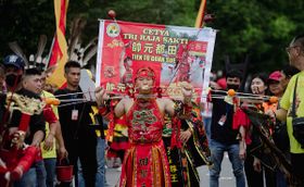 Atraksi Ekstrem di Pawai Tatung Batam, Jadi Promosi Wisata Budaya