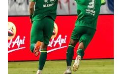 Gol Perdana Karim Rossi Tak Mampu Selamatkan Persis dari Kekalahan, Persebaya Menang 2-1