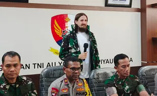 Pilot Susi Air Phillip Mark Marthens Dibebaskan Usai 18 Bulan Disandera KKB