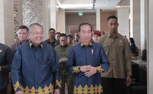 Buka Kongres ISEI di Solo, Presiden Ingin Ada Rekomendasi Taktis untuk Perekonomian