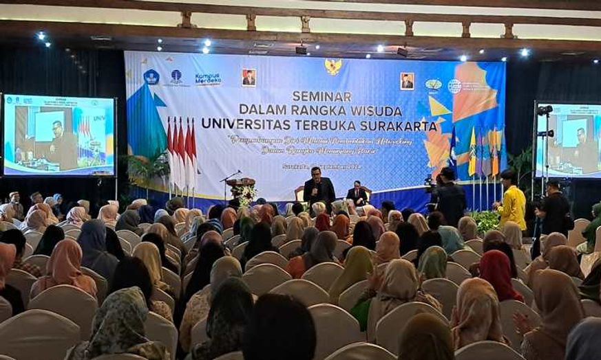 Sebelum Wisuda, Mahasiswa UT Surakarta Dibekali Cara Membangun Networking