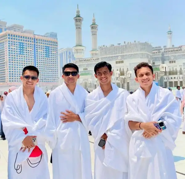 Sebagian Pemain Timnas Indonesia Jalani Umrah jelang Laga Melawan Arab Saudi