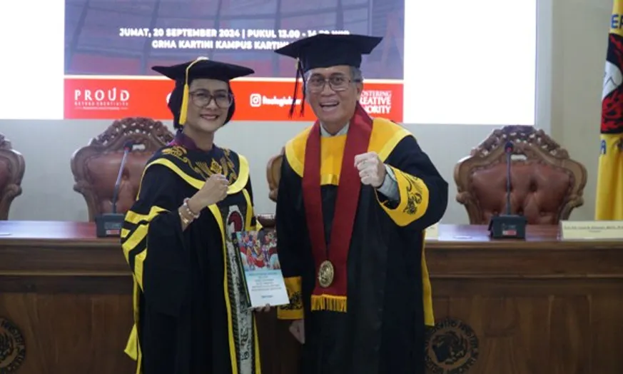 Robert Siagian Raih Gelar Doktor Sosiologi Agama di UKSW, Teladan Creative Minority