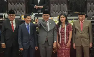 9 Pimpinan MPR Periode 2024-2029 Resmi Dilantik, Diketuai Ahmad Muzani