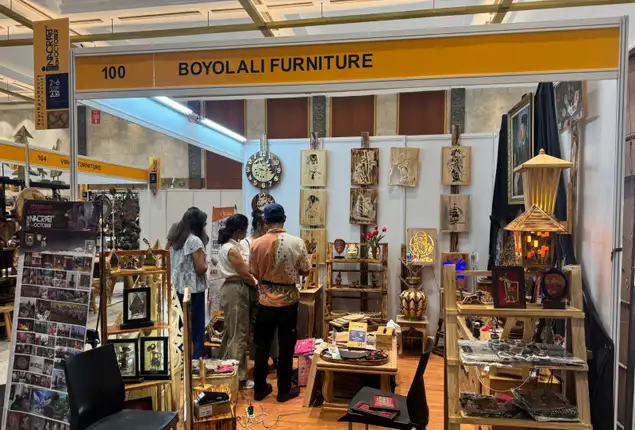 Produk Mebel 8 IKM Boyolali Mejeng di Pameran Inacraft 2024