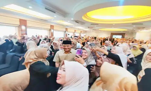 Perempuan Nahdliyin Deklarasi Dukungan ke Ahmad Luhfi-Gus Yasin di Pilgub Jateng