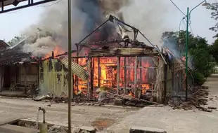 3 Rumah Ludes Dalam Kebakaran Hebat di Kalijambe Sragen