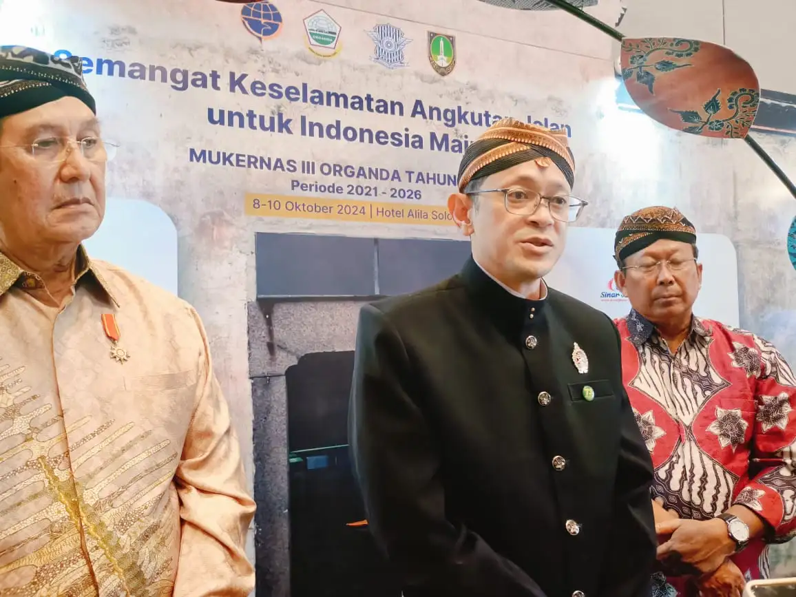 Nijin shahrida porno Peeing qizlarning onlayn pornosini tomosha qiling