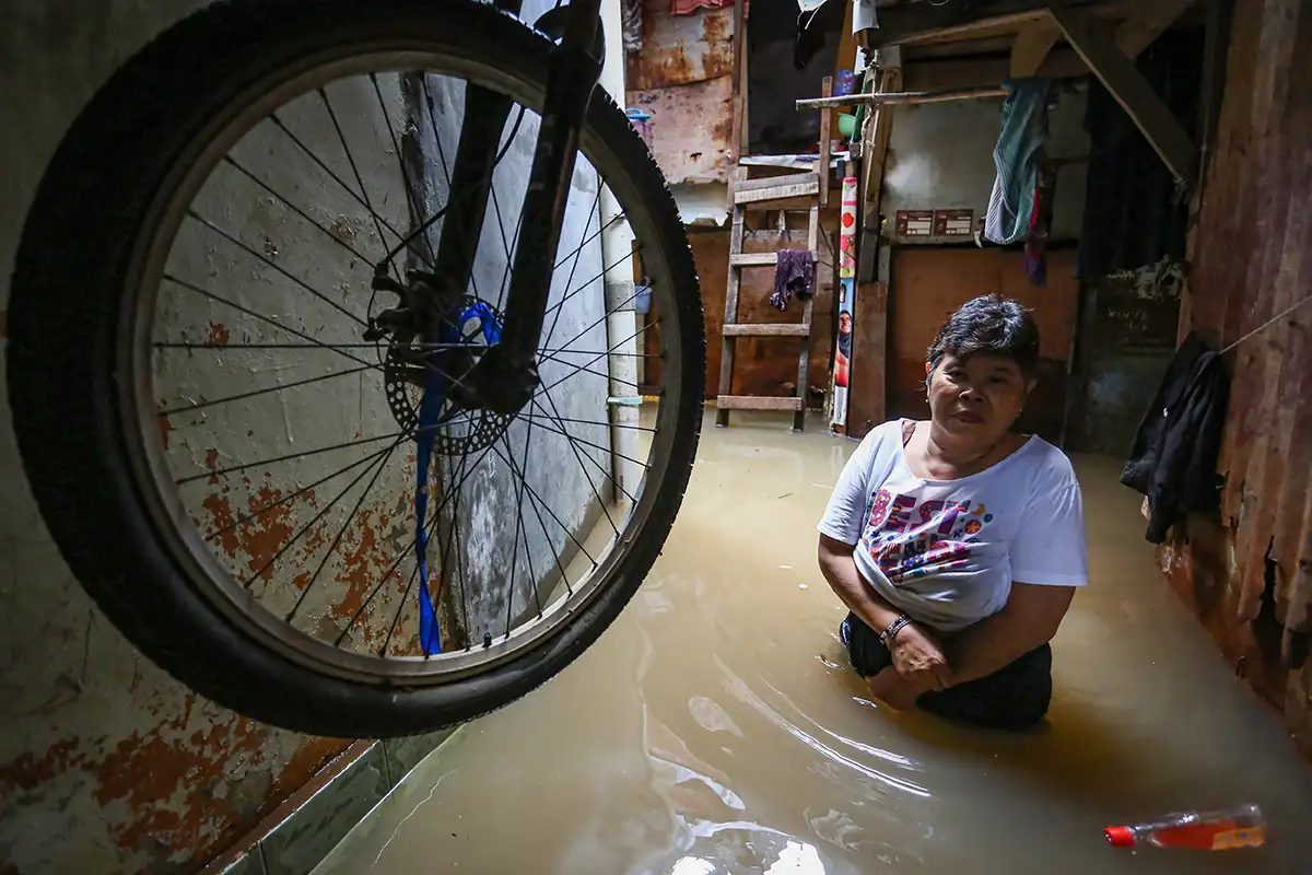 Wapres Gibran Tinjau Warga Terdampak Banjir Luapan Ciliwung di Kebon Pala Jaktim