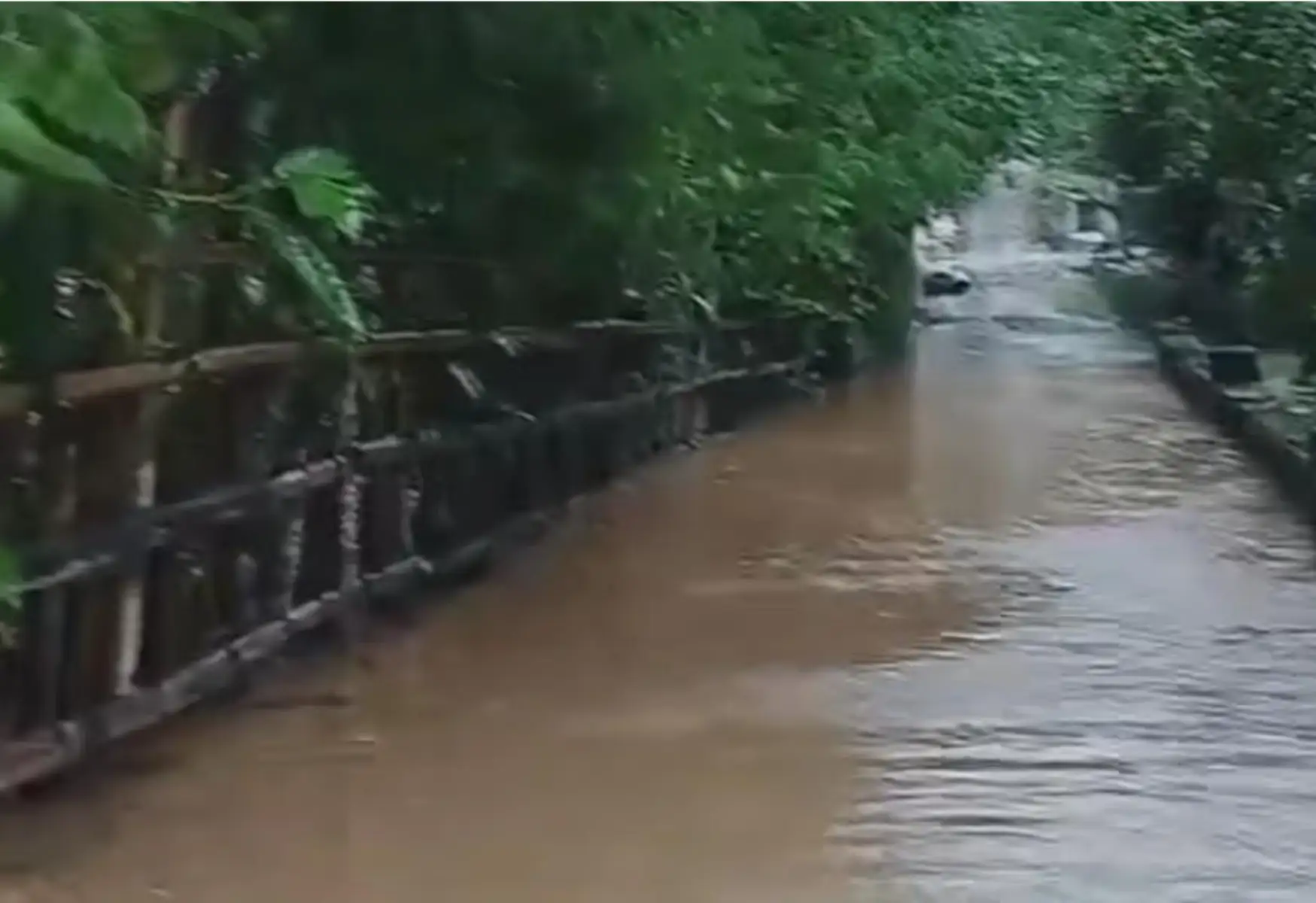 Hujan Deras, Banjir Landa Sejumlah Kecamatan di Wonogiri Selatan