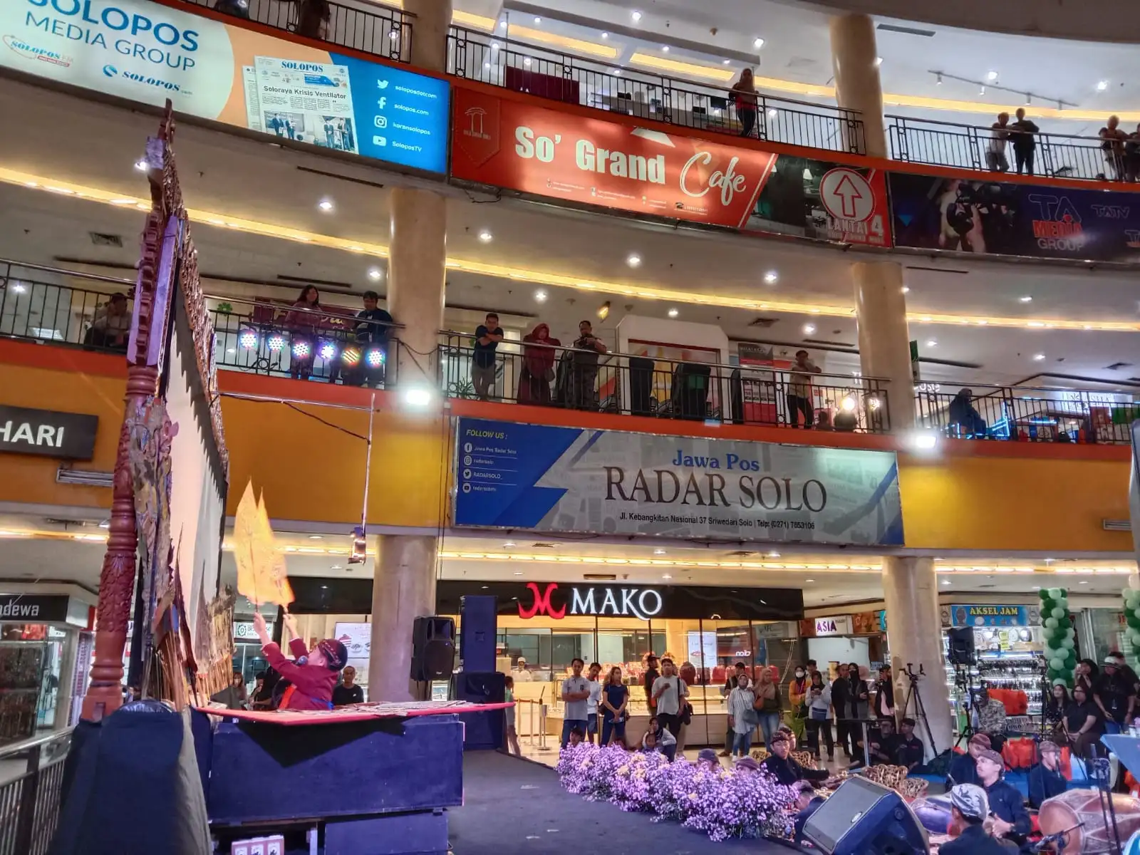 Semangat Lestarikan Budaya lewat Wayang Kulit saat HUT ke-20 Solo Grand Mall