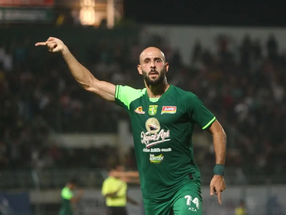 Liga 1: 2 Gol Mohammed Rashid Jauhkan Persebaya dari Kejaran Persib Bandung