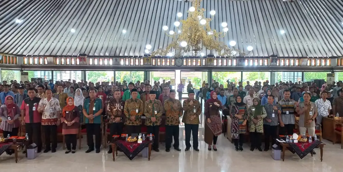 Baznas Klaten Salurkan Bantuan Rp1,5 Miliar untuk RTLH dan Jambanisasi