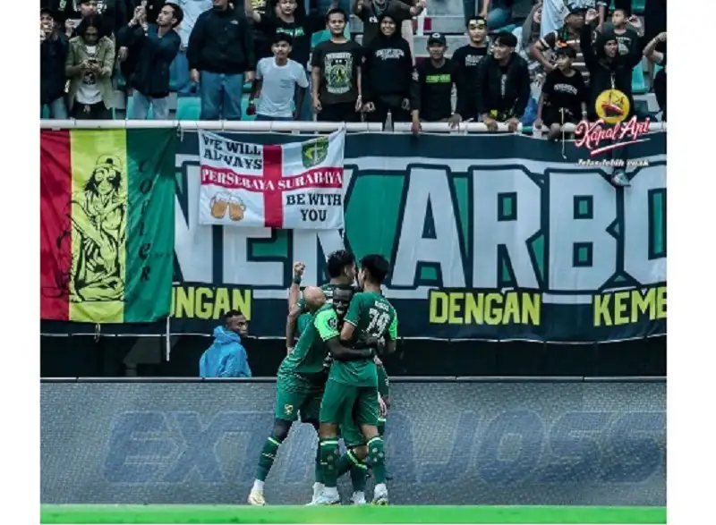 Menangi Derbi Jatim 3-2, Persebaya Kokoh di Puncak Klasemen Liga 1