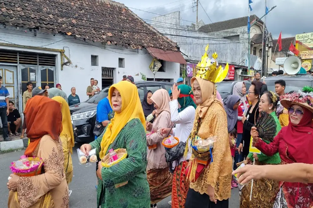 Seru! 10.000 Bakpia Pathuk Dibagikan ke Masyarakat saat Event Bakpia Day 2024