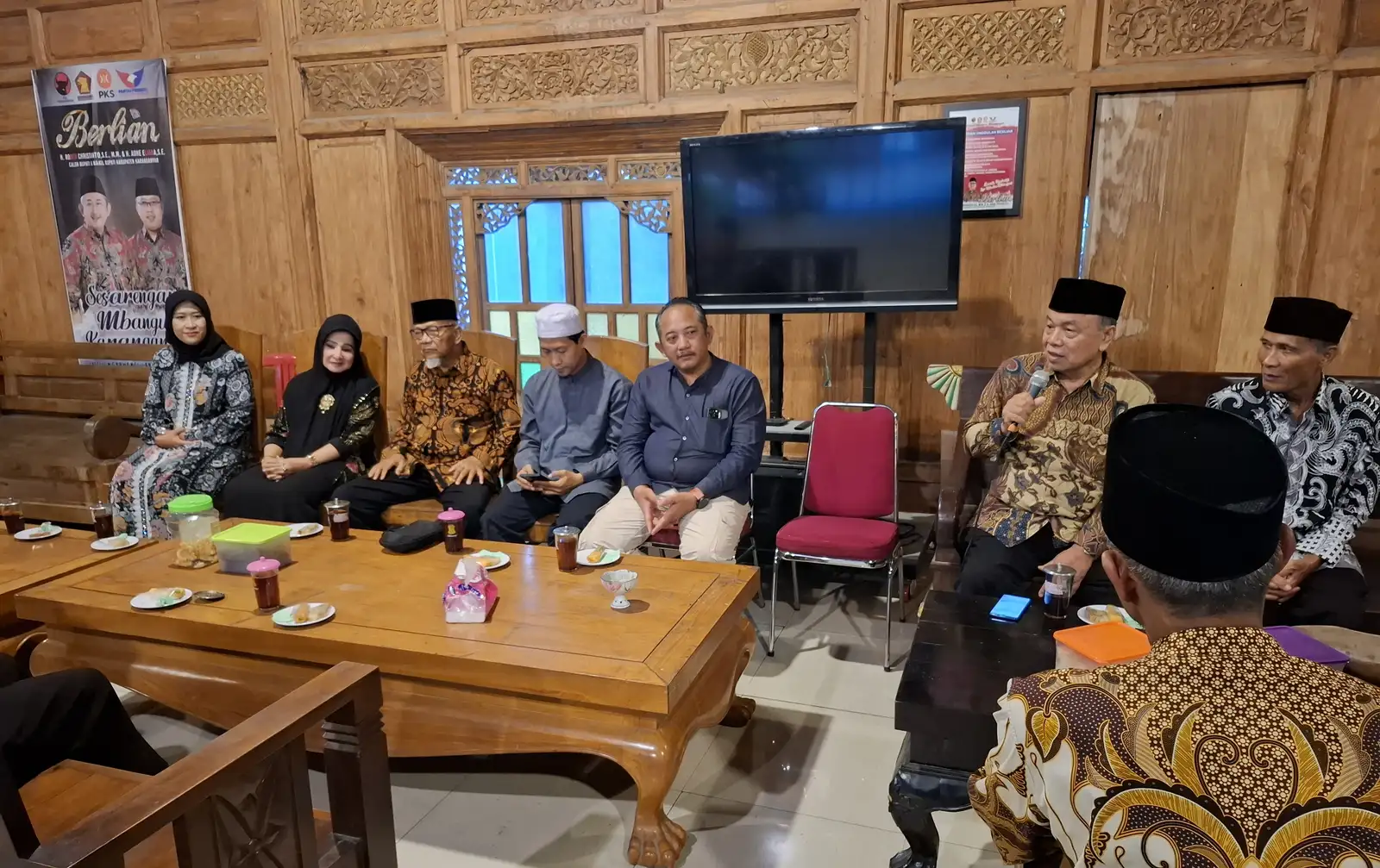 Ulama hingga Mantan Bupati Rina Doakan Rober-Adhe Sukses Bikin Karanganyar Maju