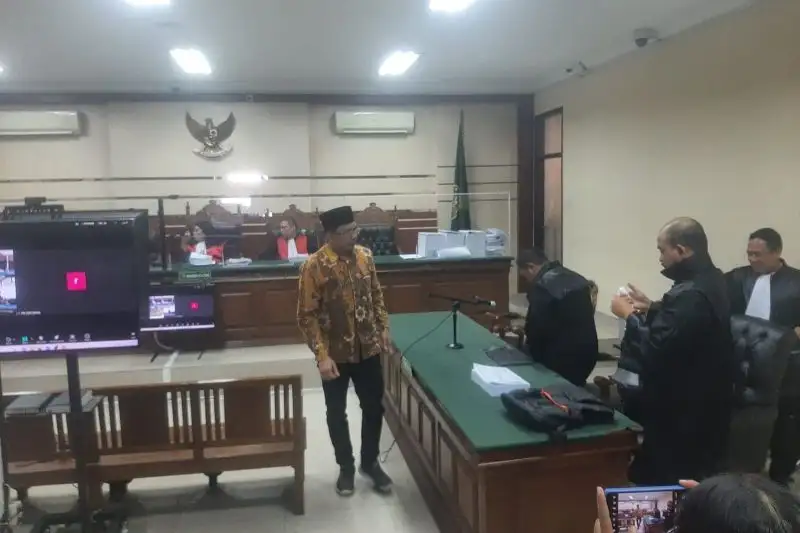 Potong Insentif Pegawai, Eks Bupati Sidoarjo Gus Muhdlor Dituntut 76 Bulan Bui