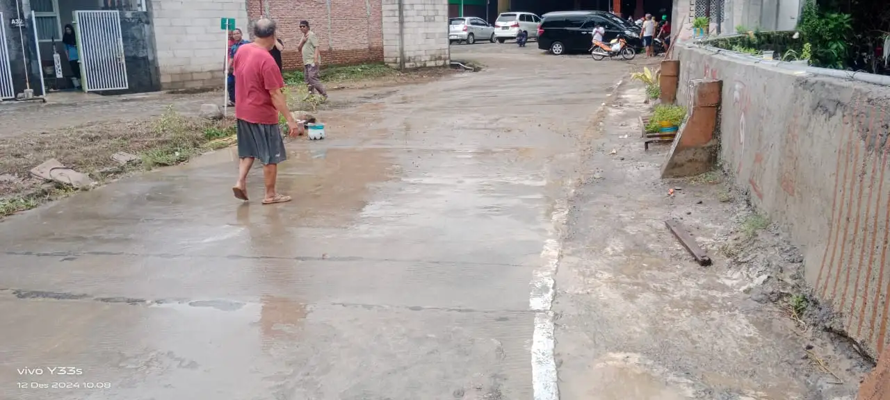 Banjir Meteseh Semarang Surut, Tanggul Sungai Tunggu Mulai Ditambal